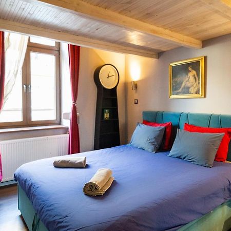 Lilly Apartment Main Train Station Old Town By The Castle Suites Краків Екстер'єр фото